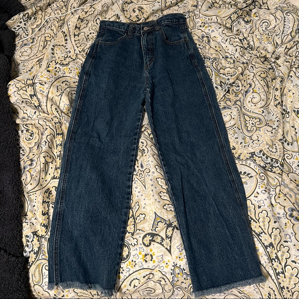 Straight leg high waisted jeans